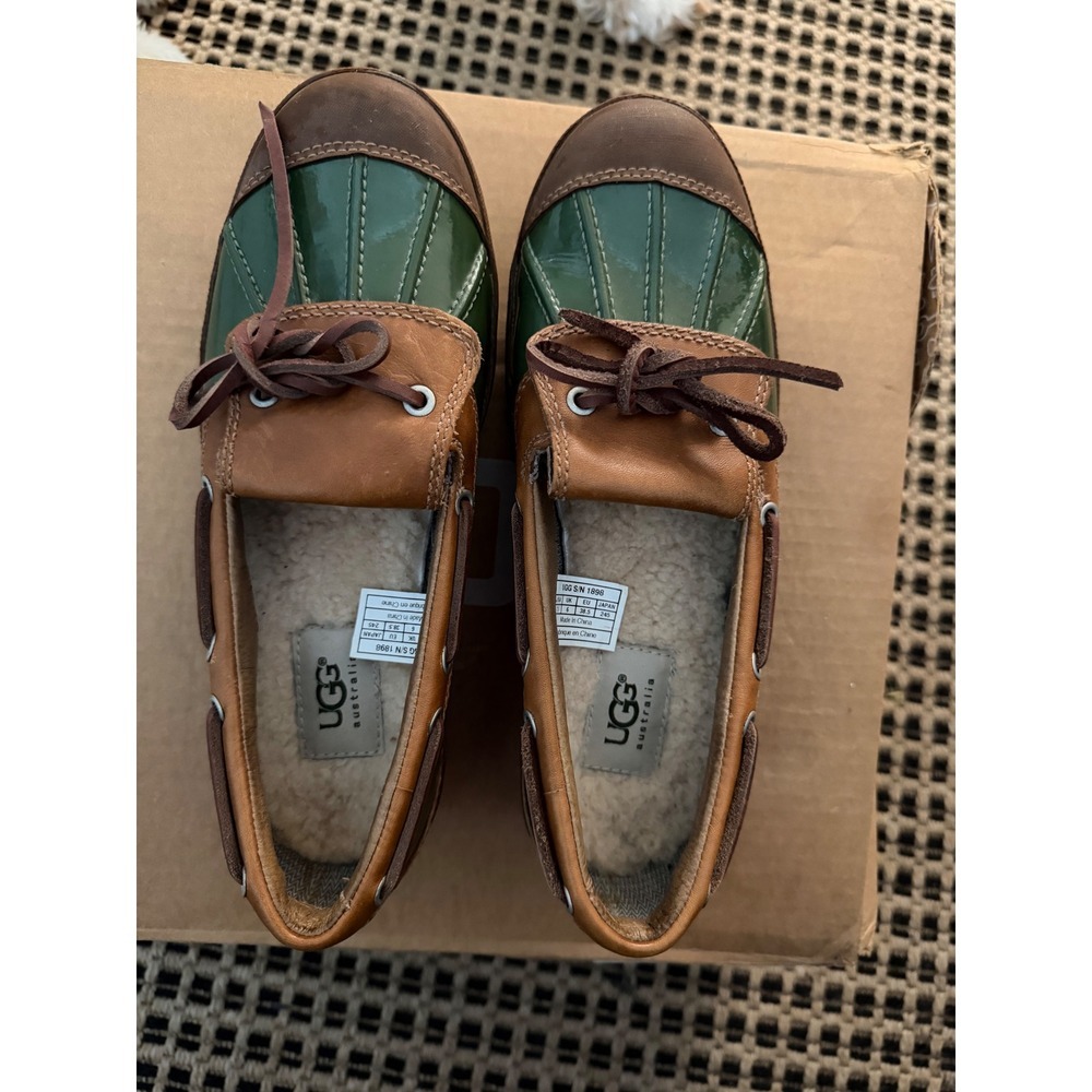 UGG Australia Duck Boat Shoes Green Tan Leather Shearling Lined Loafers 1898 7.5